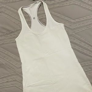 White lululemon tank top